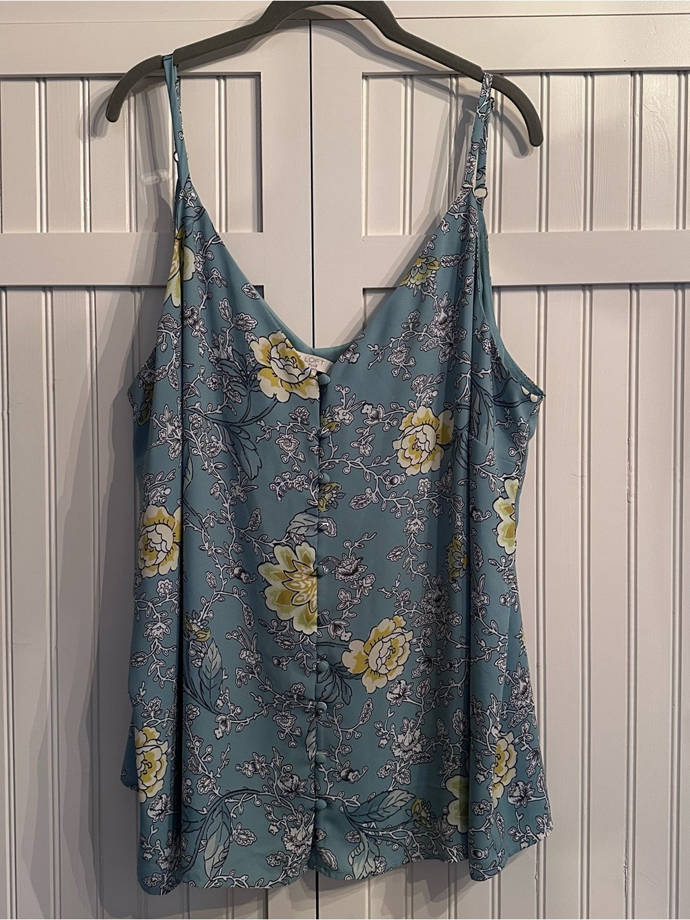 LOFT Blue Floral V-Neck Spaghetti Strap Camisole size Plus 20